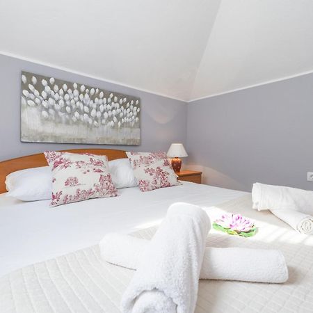 Apartments By The Sea Baska Voda, Makarska - 17570 Номер фото