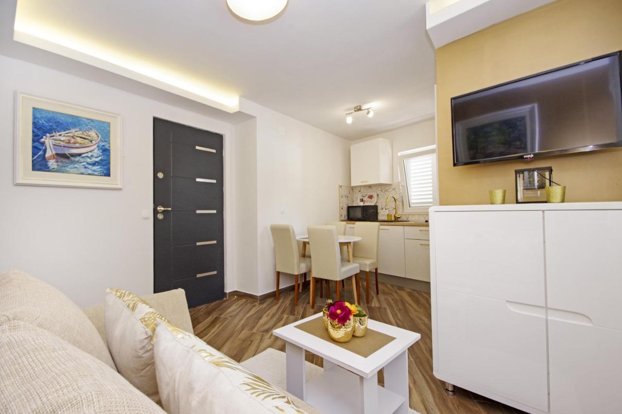 Apartments By The Sea Baska Voda, Makarska - 17570 Экстерьер фото