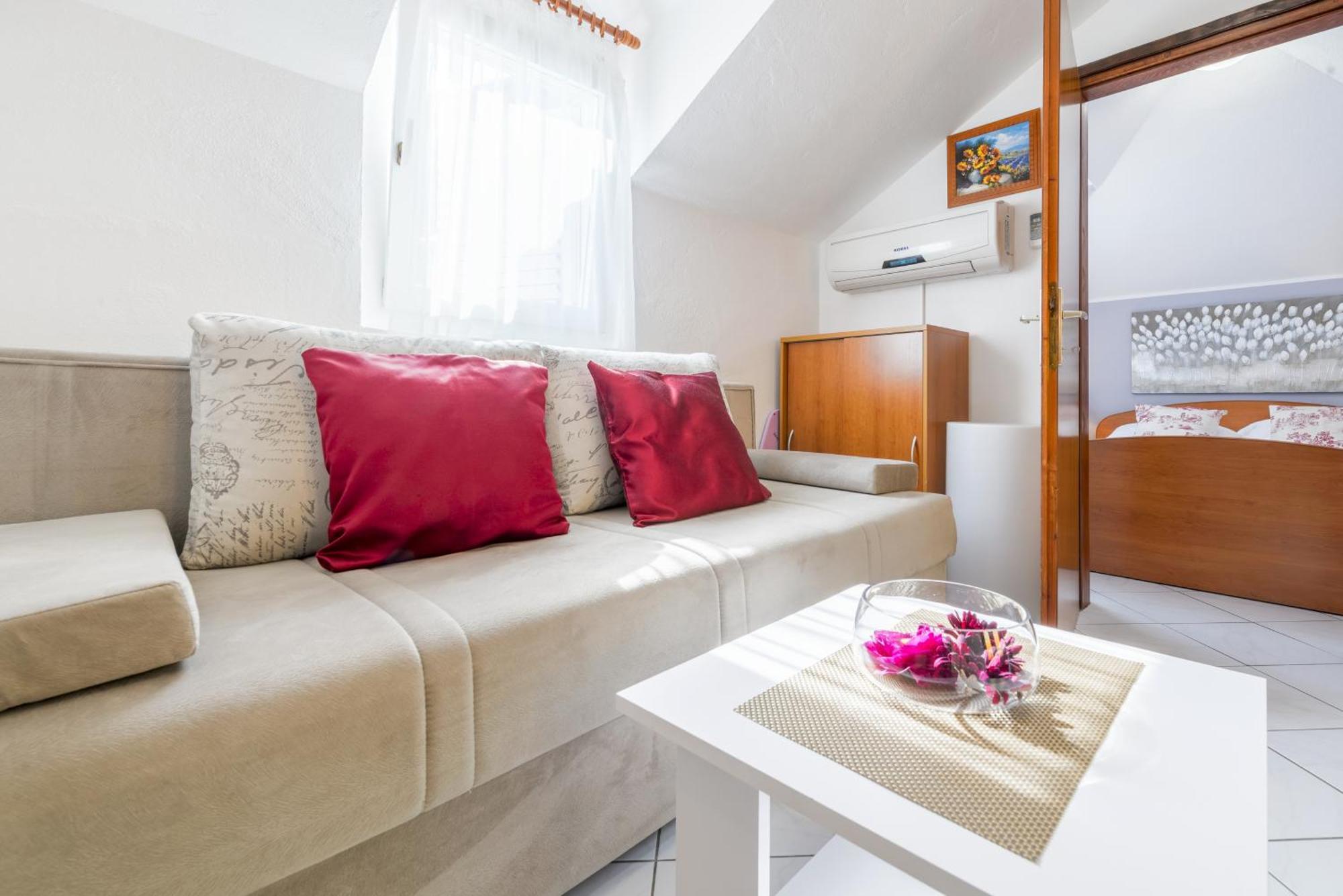 Apartments By The Sea Baska Voda, Makarska - 17570 Номер фото